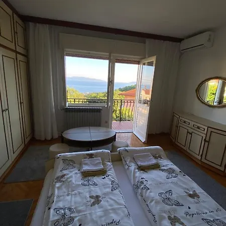 Zdenka Pobri Apartman Opatija