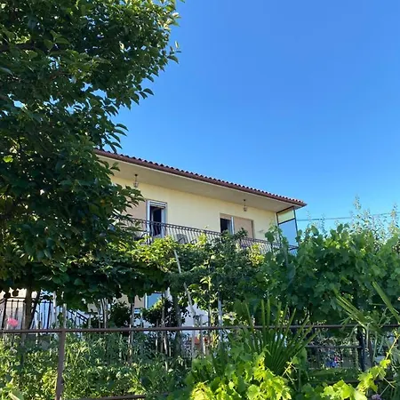 Zdenka Pobri Apartamento *