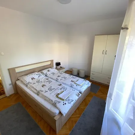 Apartamento Zdenka Pobri *