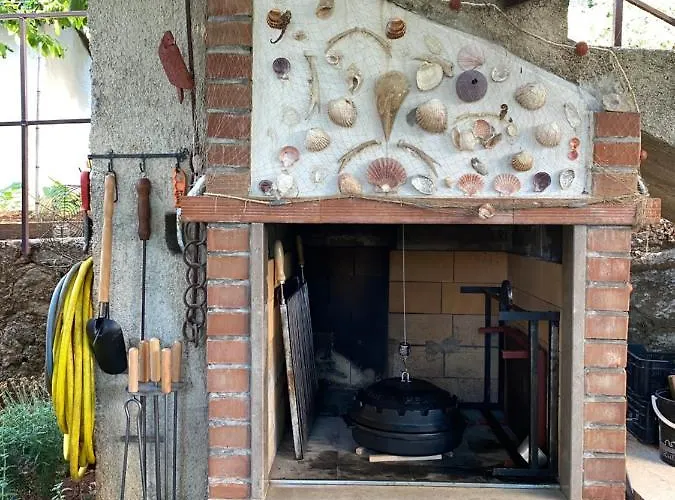 Zdenka Pobri * Οπατία